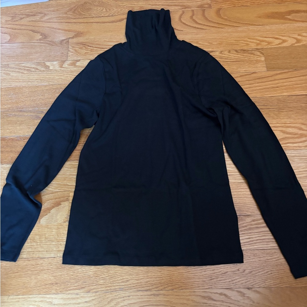 J crew Women’s Black/Navy Turtleneck